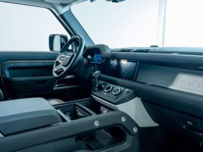 Land Rover Defender 110 2.0 SD4 240CV AWD Auto S usata Padova