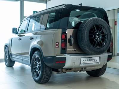 Land Rover Defender 110 2.0 SD4 240CV AWD Auto S usata Padova