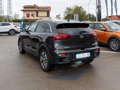 Kia e-Niro 64 kWh Evolution Grigio usata Fondi