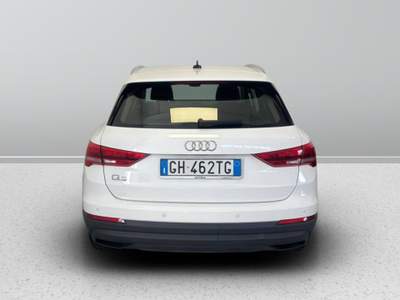 Audi Q3 2019 Sportback -  Sportback 35 2.0 tdi Business P Bianco usata Mosciano Sant'Angelo