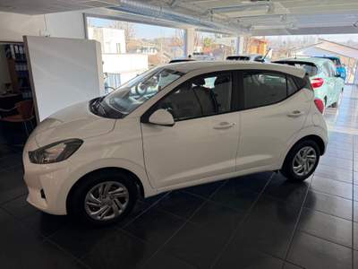 Hyundai i10 1.0 MPI Connectline 63CV / Retrocamera - Km Zero Bianco usata LENTATE SUL SEVESO