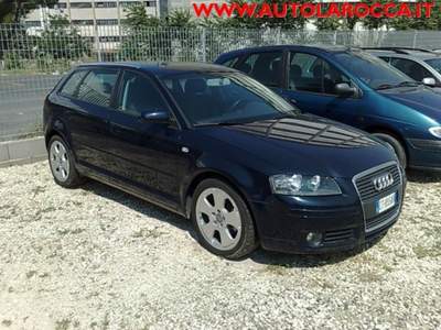 Audi A3 SPB. 2.0 16V TDI Attraction Blu/Azzurro usata Roma