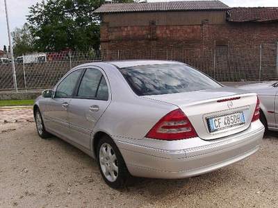 Mercedes-Benz Classe C ELEGANCE Argento usata Roma