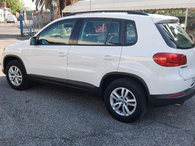 Volkswagen Tiguan 1.4 TSI 122 CV Trend & Fun BlueMotion Technology Bianco usata Roma