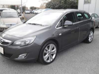 Opel Insignia 2.0 CDTI 160CV Sports Tourer aut. Cosmo Grigio usata Roma