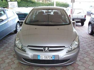 Peugeot 307 2.0 HDI Argento usata Roma