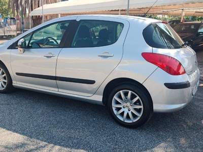 Peugeot 308 1.4 VTi 95CV 5p. Premium Argento usata Roma