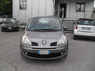 Renault Modus 1.5 dCi 85CV  X NEOPATENTATI Grigio usata Roma