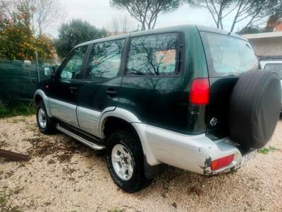 Nissan Terrano II 2.7 Tdi 5 porte SE Verde usata Roma