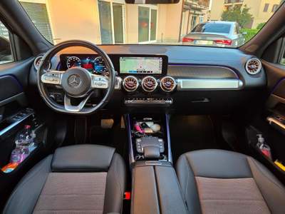 Mercedes-Benz EQB 300 Premium 79.8 Kwh 228 CV 4MATIC Nero usata Cava Manara