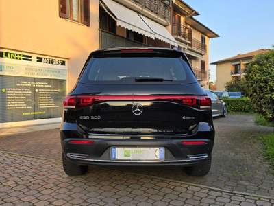 Mercedes-Benz EQB 300 Premium 79.8 Kwh 228 CV 4MATIC Nero usata Cava Manara