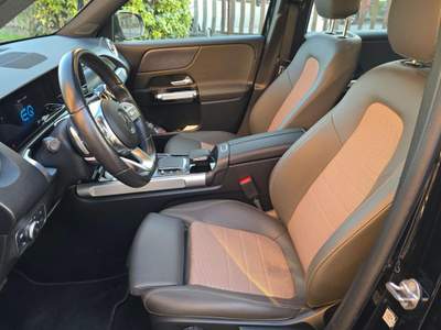 Mercedes-Benz EQB 300 Premium 79.8 Kwh 228 CV 4MATIC Nero usata Cava Manara