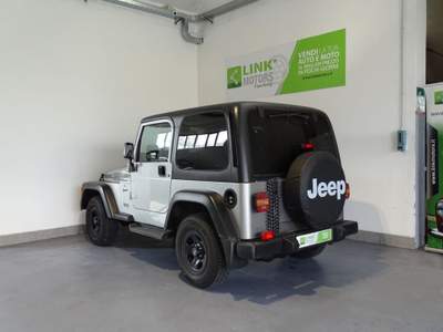 Jeep Wrangler 4.0 cat Sport -Iscritta all'A.S.I Grigio usata Telgate