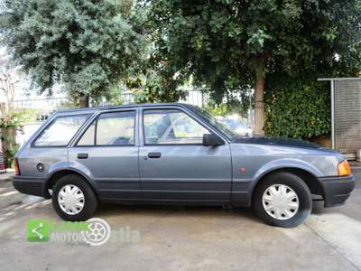 Ford Escort 1.3 Voyager 5 porte CL Grigio usata Roma