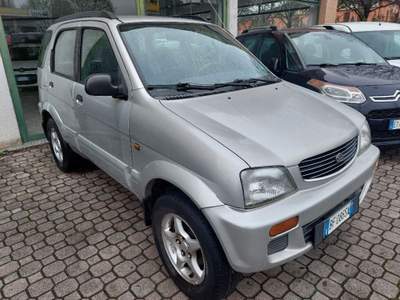 Daihatsu Terios 1.3i 16V cat 4WD SX Argento usata Bagnolo in Piano