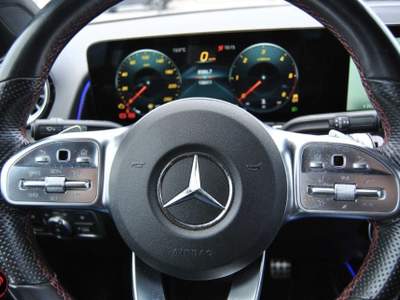Mercedes-Benz Classe GLB d Automatic Premium Grigio usata Olbia
