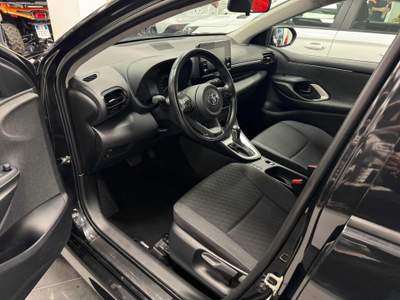 Toyota Yaris 1.0 5 porte Active Nero usata Iglesias