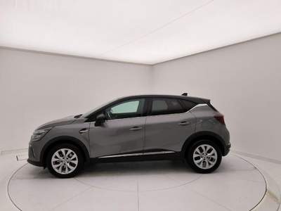 Renault Captur Plug-in Hybrid E-Tech 160 CV Intens Grigio usata San Martino Siccomario