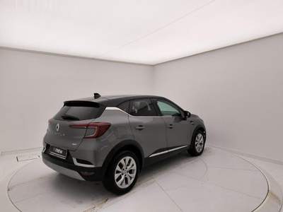 Renault Captur Plug-in Hybrid E-Tech 160 CV Intens Grigio usata San Martino Siccomario
