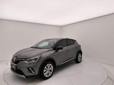 Renault Captur Plug-in Hybrid E-Tech 160 CV Intens Grigio usata San Martino Siccomario