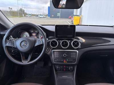 Mercedes-Benz CLA d S.W. Automatic Executive Bianco usata Capodimonte