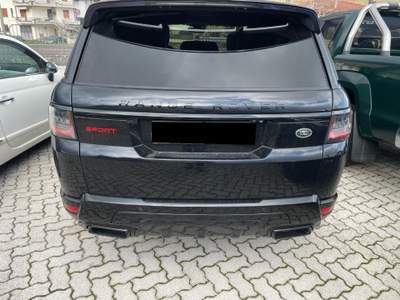 Land Rover Range Rover Sport 3.0 TDV6 HSE Dynamic Edition Black Nero usata Asiago