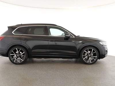 Volkswagen Touareg 3.0 V6 TDI 4M SCR R-LINE VIENNA TETTO Nero usata Rosignano Marittimo