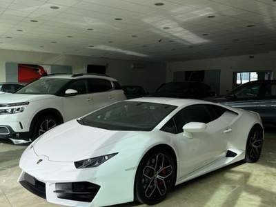 Lamborghini Huracán 5.2 V10 LP 580-2 Coupè  Bianco usata Castellammare di Stabia