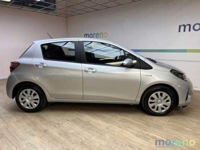 Toyota Yaris 1.5 hybrid Cool Argento usata Faenza