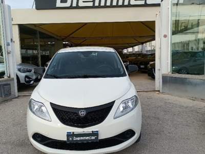 Lancia Ypsilon 1.2 69 CV 5 porte GPL Ecochic Gold  i.m Bianco usata Augusta