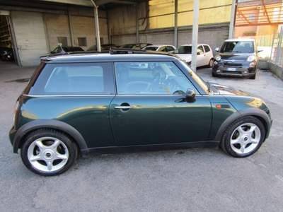 MINI Cooper 1.6 16v 116cv * 189.000 KM REALI * Verde usata Lecco