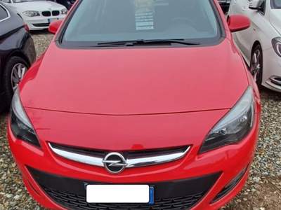 Opel Astra 1.4 Turbo 140CV Sports Tourer GPL Tech Cosmo Rosso usata Gaglianico