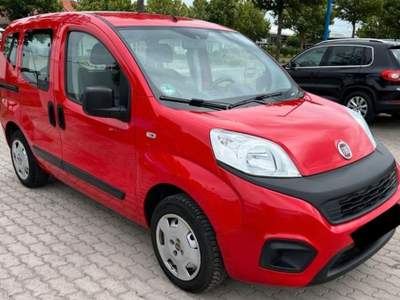 Fiat QUBO 1.4 8V 77 CV Lounge Rosso usata Castelnuovo Rangone