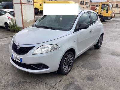 Lancia Ypsilon 1.2 69 CV 5 porte Gold Grigio usata San Vito dei Normanni