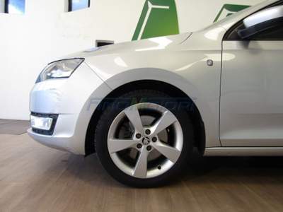 Skoda Rapid Spaceback 1.6 TDI CR 90 CV Ambition Argento usata Fino Mornasco