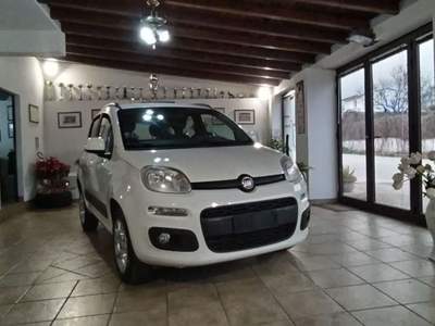 Fiat Panda  0.9 t.air t. natural power Longe  80cv Bianco usata Ragusa
