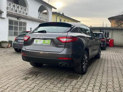 Maserati Levante V6 Diesel AWD Grigio usata Sergnano