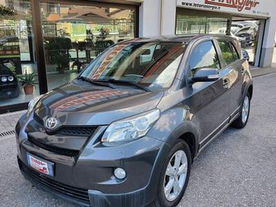 Toyota Urban Cruiser 1.4 D-4D 4WD 90cv Grigio usata Frabosa Sottana