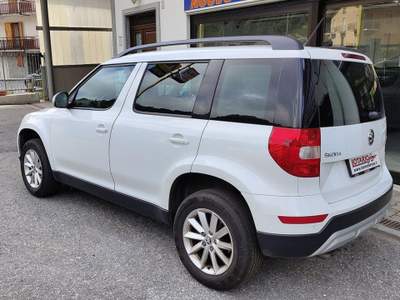 Skoda Yeti OUTDOOR 2.0 TDI AMBITION 4X4 110CV Bianco usata Frabosa Sottana