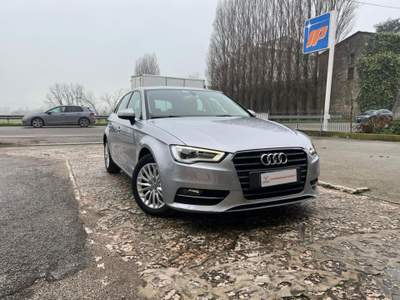 Audi A3 SPB 1.4 TFSI g-tron Ambiente Argento usata Marmirolo