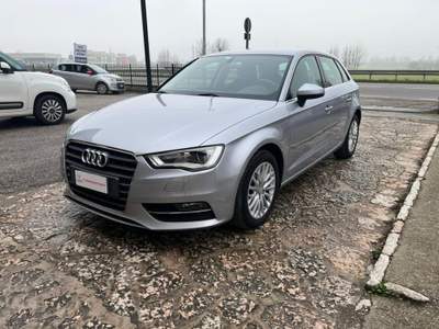 Audi A3 SPB 1.4 TFSI g-tron Ambiente Argento usata Marmirolo
