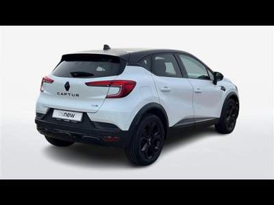 Renault Captur 1.6 E-Tech full hybrid Rive Gauche 145cv auto Bianco usata Lecce