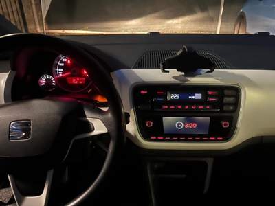 Seat Mii 1.0 68 CV 5 porte Chic Ecofuel Nero usata RODENGO SAIANO