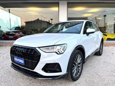 Audi Q3 40 TDI quattro S tronic Business Advanced Bianco usata Abano Terme