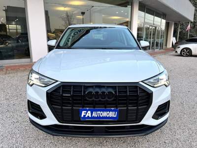 Audi Q3 40 TDI quattro S tronic Business Advanced Bianco usata Abano Terme