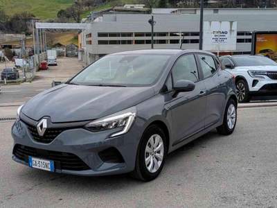 Renault Clio TCe 100 CV GPL 5 porte Life Grigio usata Mondolfo