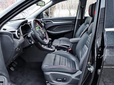 MG ZS 1.0T-GDI Luxury Nero usata Castelnuovo Rangone