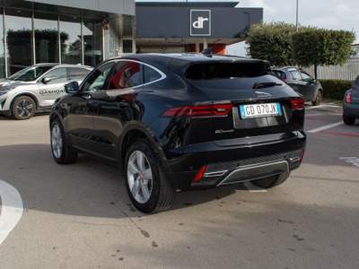 Jaguar E-Pace 2.0D I4 163 CV AWD Auto R-Dynamic SE Nero usata Fondi