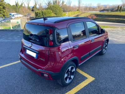 Fiat Panda III 1.0 FireFly S&S Hybrid Cross Rosso usata PAVIA DI UDINE