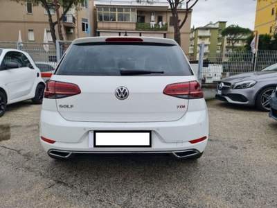 Volkswagen Golf 1.6 TDI 115 CV 5p. Executive BlueMotion Technology Bianco usata Cassino